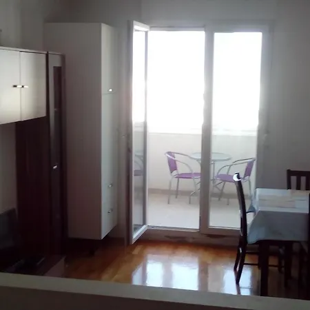 Apartments With Wifi Split - 12357